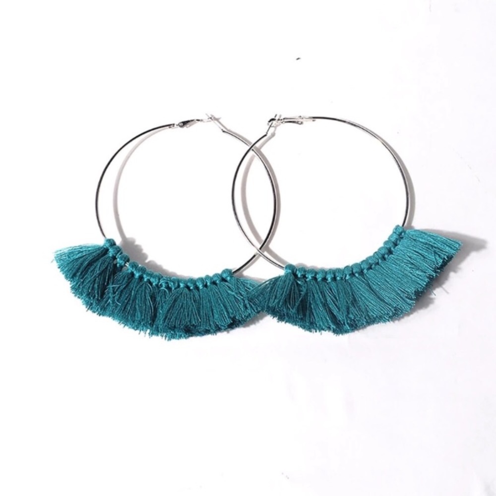 ✨ MAKE OFFER ✨ LARGE GREEN FRINGE HOOP EARRINGS